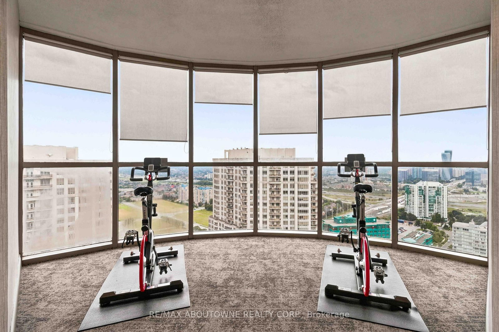 45 Kingsbridge Garden Circle • #901 • Mississauga, ON photo 24