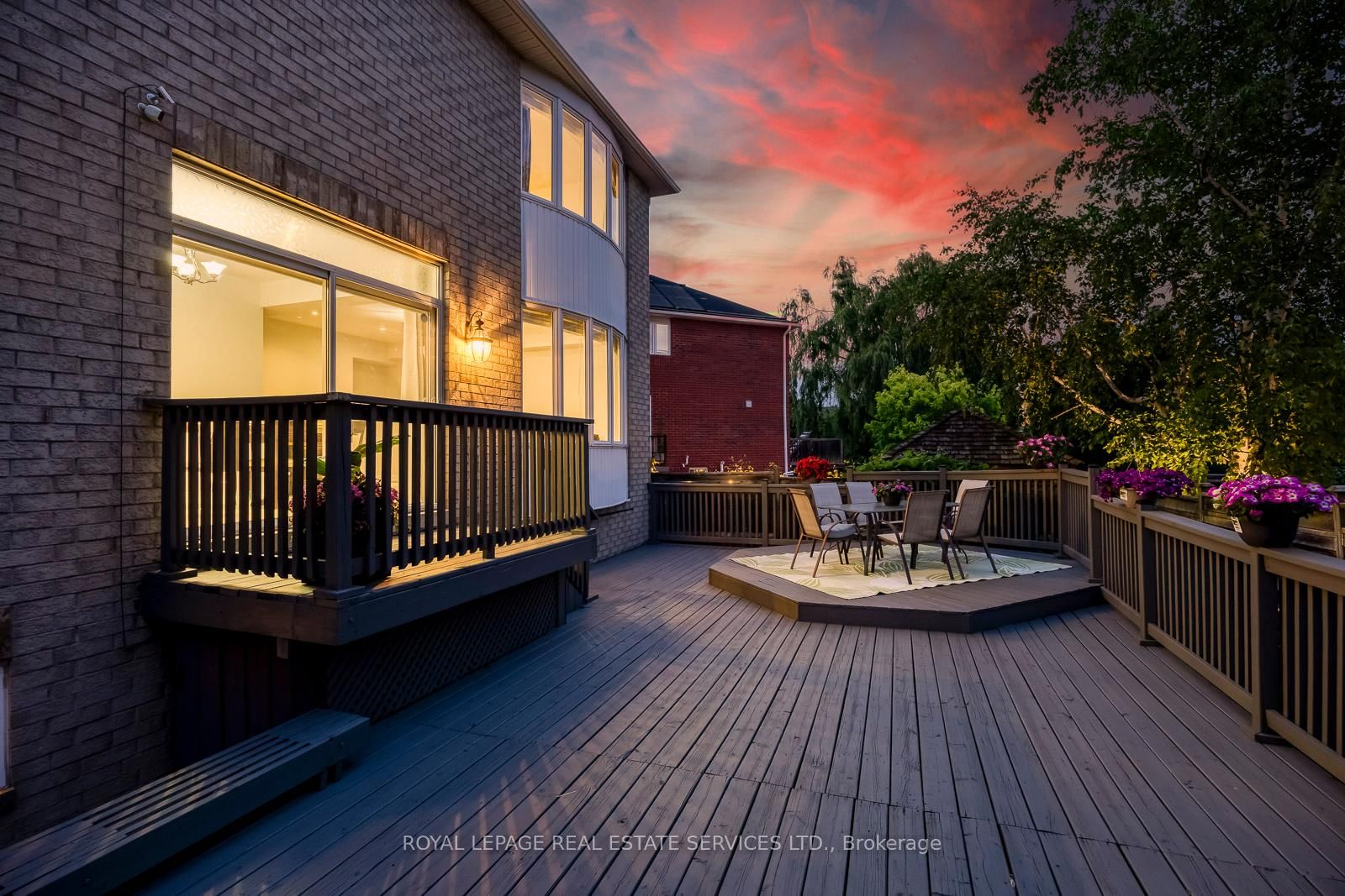 2249 Glazebrook Circle • Oakville, ON photo 38