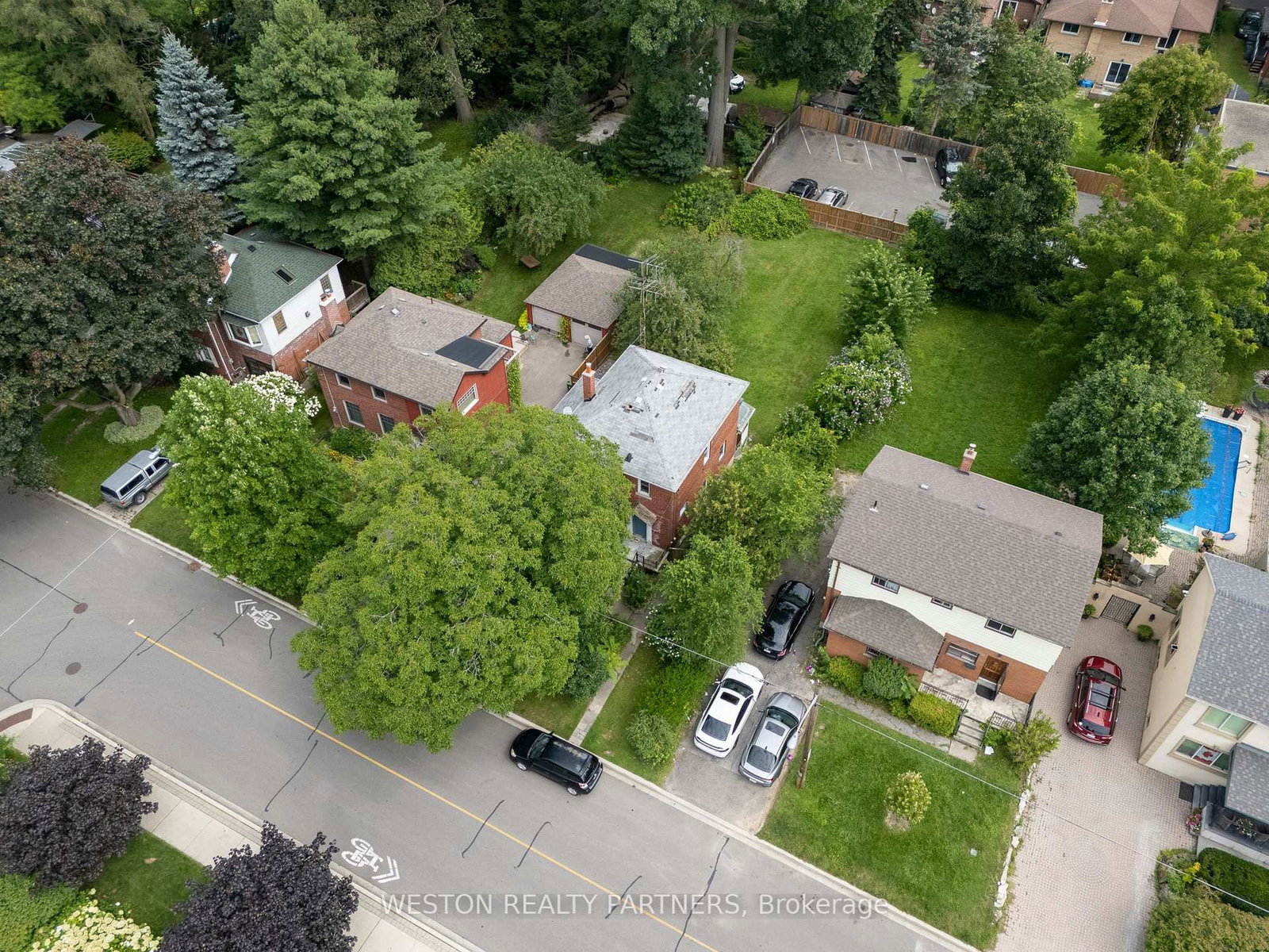 11 Thirty-Sixth Street • Toronto, ON photo 12