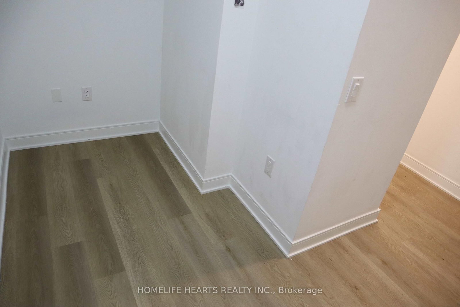 86 Dundas Street E • #421 • Mississauga, ON photo 13