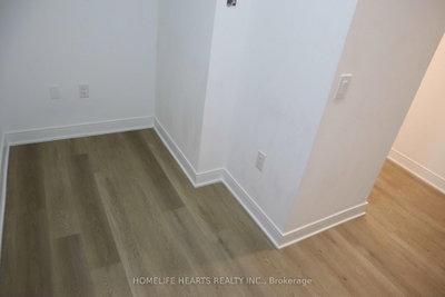 86 Dundas Mississauga,ON L5A 1W4 — Photo 13