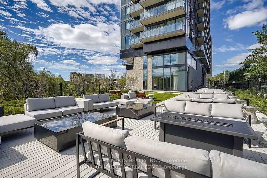 86 Dundas Street E • #421 • Mississauga, ON photo 24