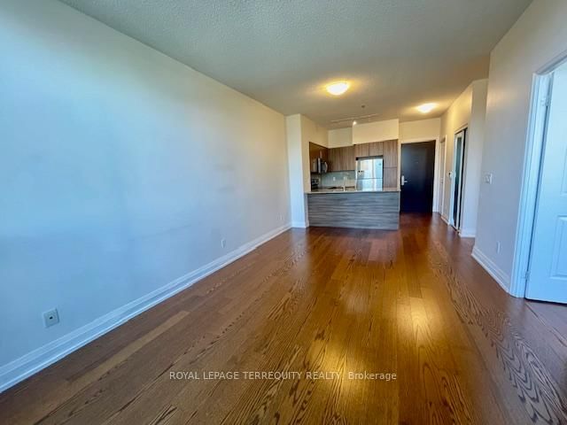 323 - 65 Speers Road