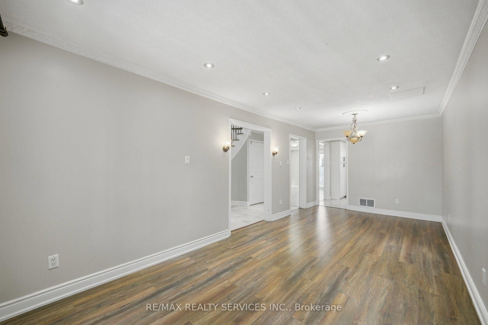 92 Tulip Drive • Brampton, ON photo 13