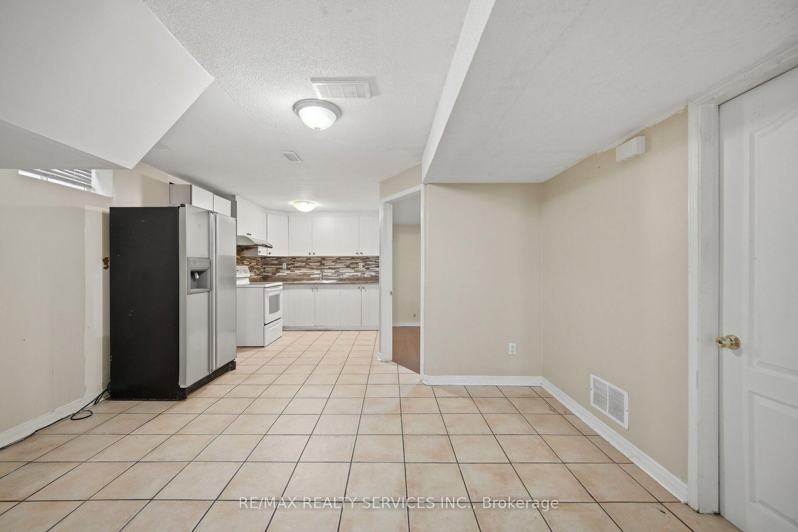 92 Tulip Drive • Brampton, ON photo 40