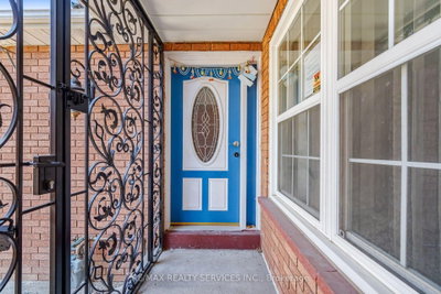 92 Tulip Drive • Brampton, ON photo 7