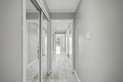 92 Tulip Drive • Brampton, ON photo 9