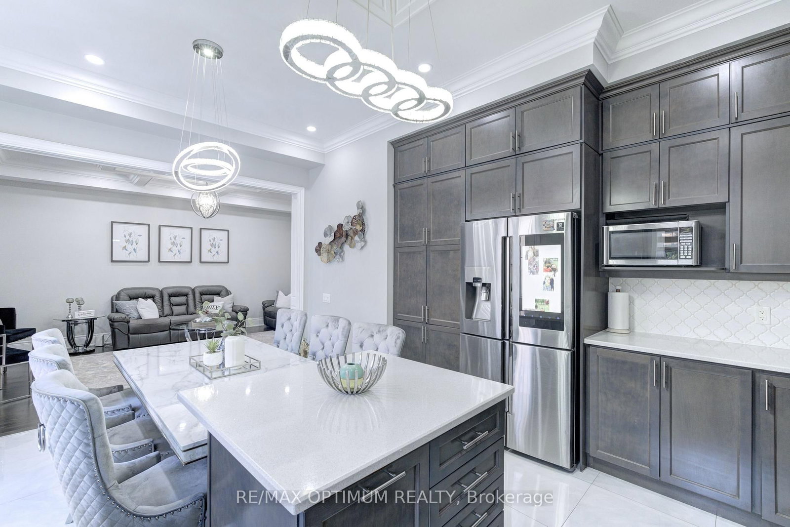 8 Lyle Way • Brampton, ON photo 14