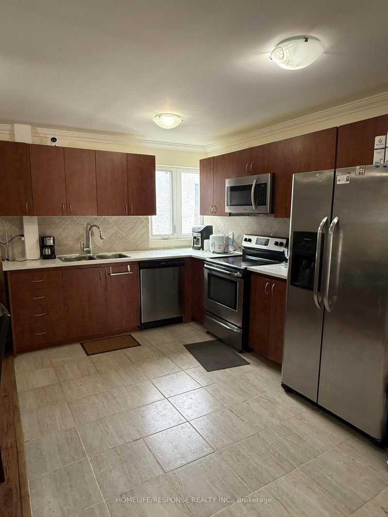 158 - 1055 DUNDAS Street E