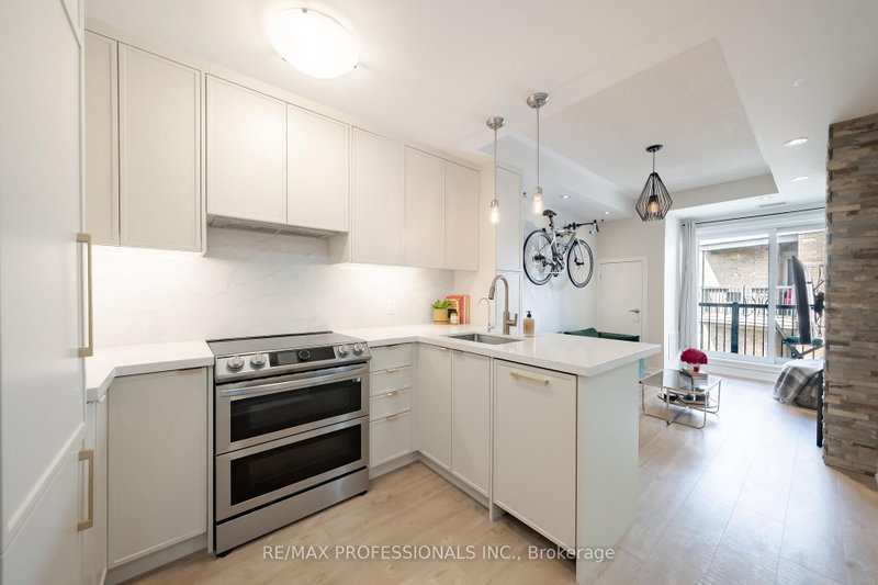 405 - 73 Washington Avenue
