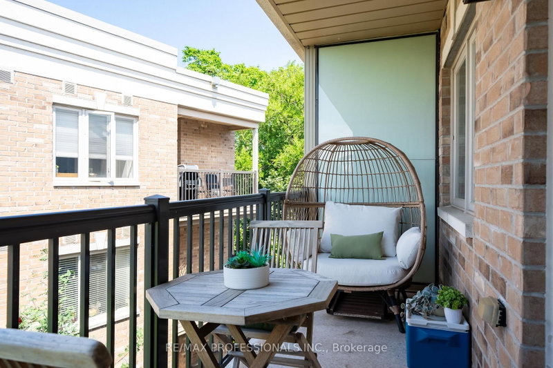 73 Washington Oakville,ON L6K 1W5 — Photo 9