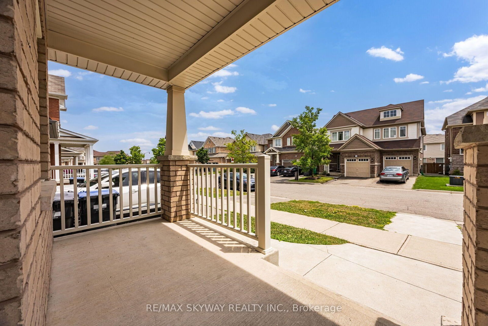 92 Stedford Crescent • Brampton, ON photo 4