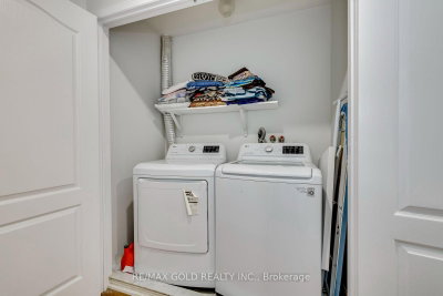 911 Golden Farmer Mississauga,ON L5W 1A8 — Photo 28