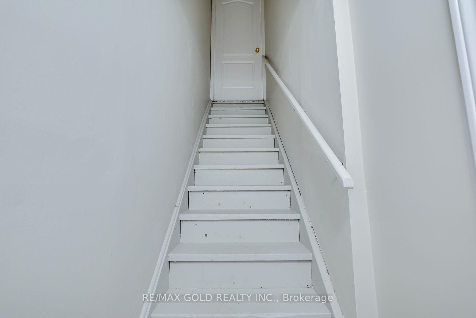 911 Golden Farmer Way • Mississauga, ON photo 29