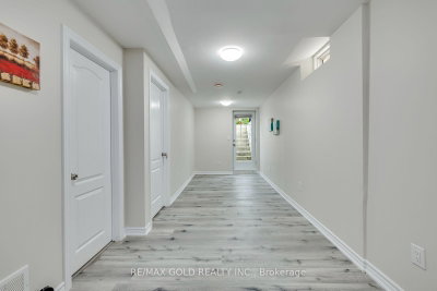 911 Golden Farmer Mississauga,ON L5W 1A8 — Photo 31