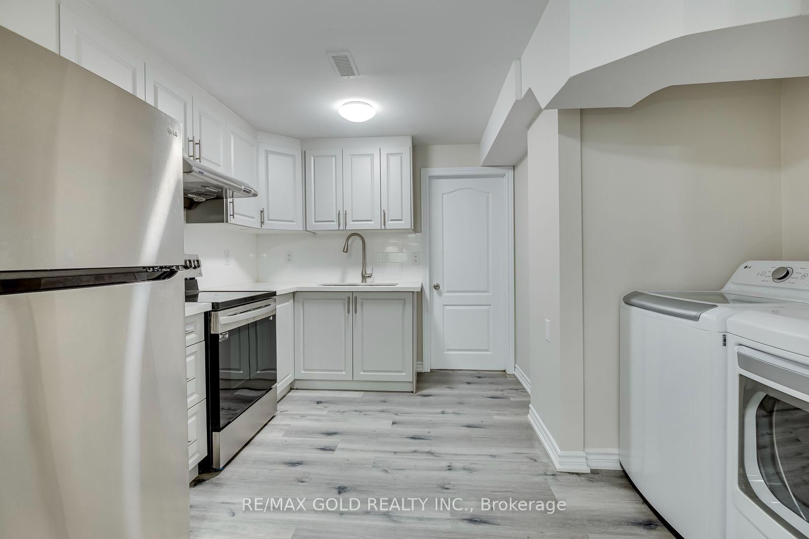 911 Golden Farmer Way • Mississauga, ON photo 33
