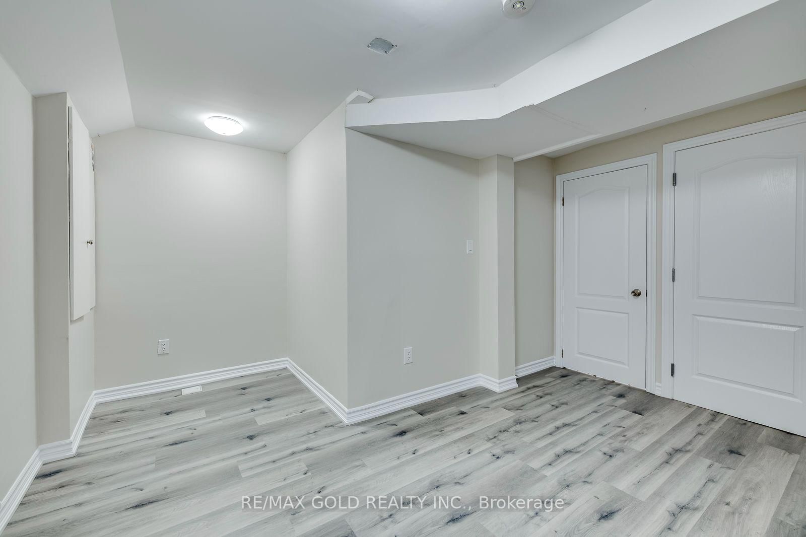 911 Golden Farmer Way • Mississauga, ON photo 39