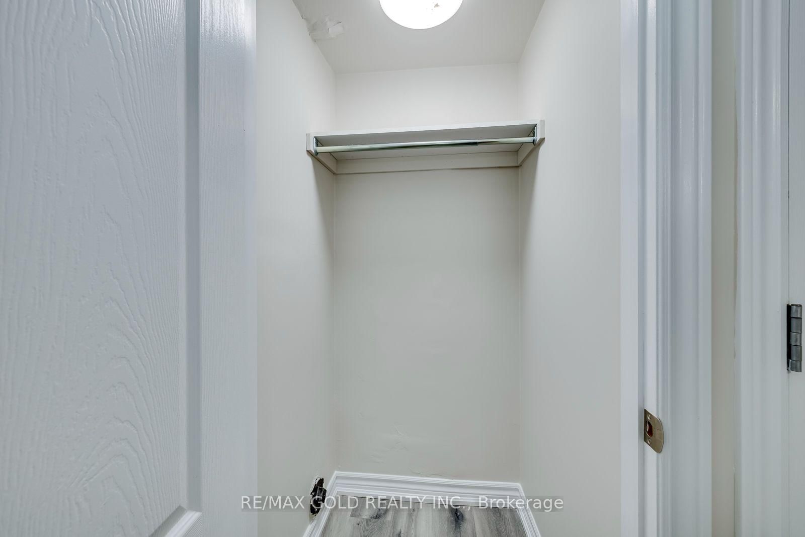 911 Golden Farmer Way • Mississauga, ON photo 40