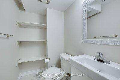 911 Golden Farmer Mississauga,ON L5W 1A8 — Photo 41