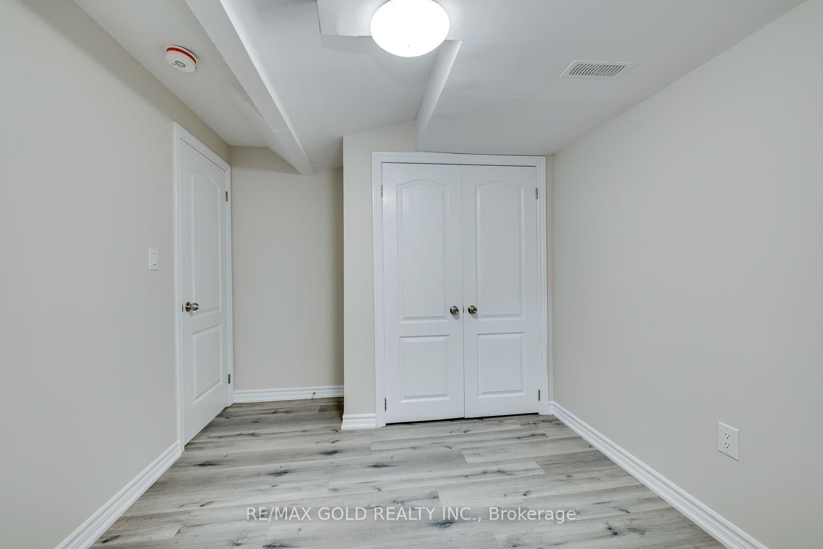 911 Golden Farmer Way • Mississauga, ON photo 44
