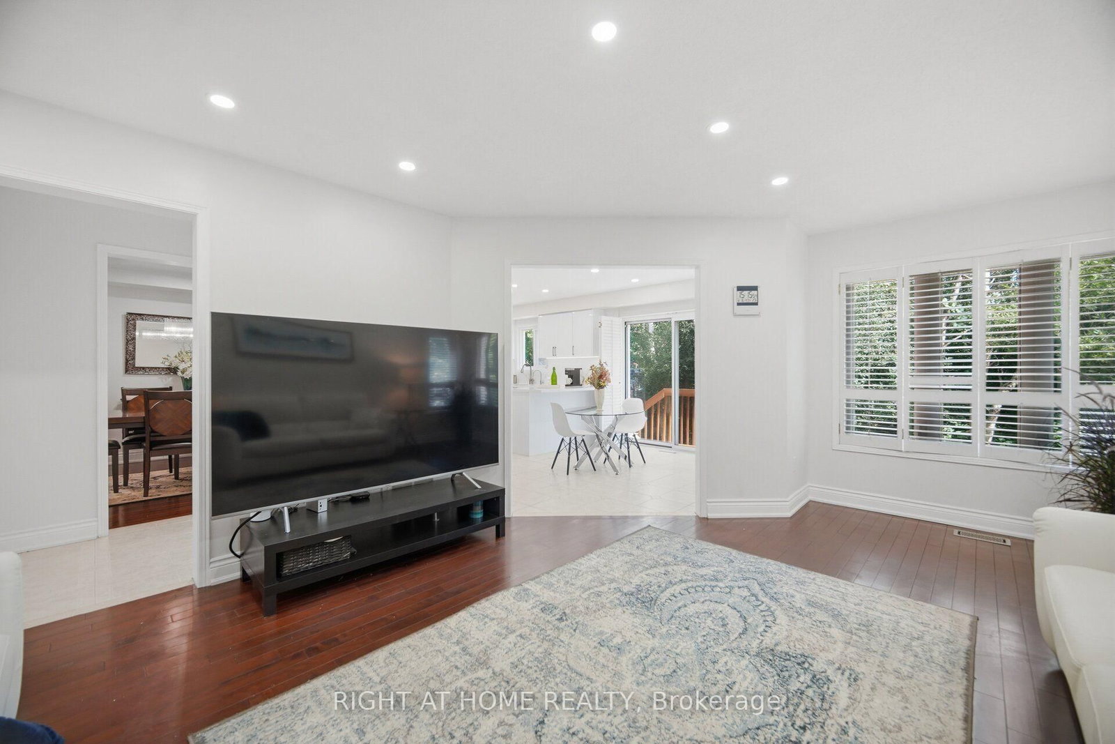 6379 Alderwood Trail • Mississauga, ON photo 11