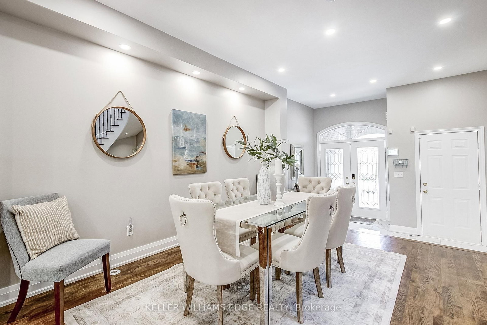 2307 Woodfield Road • Oakville, ON photo 7