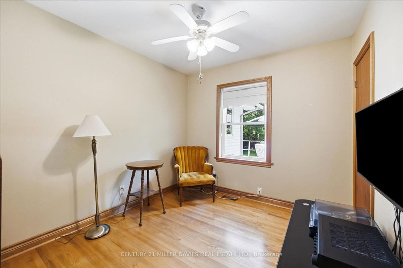 237 Mohawk Oakville,ON L6L 2Z1 — Photo 11