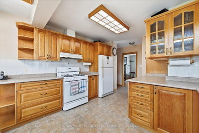 237 Mohawk Oakville,ON L6L 2Z1 — Photo 8