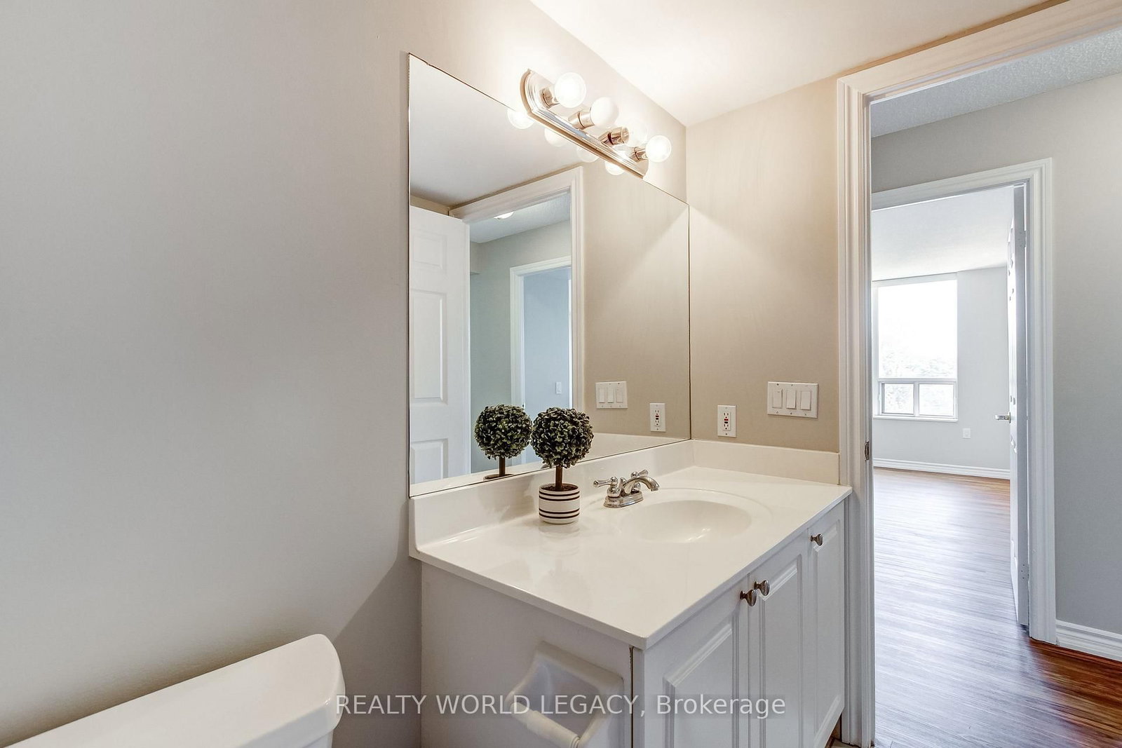 100 Burloak Drive • #1414 • Burlington, ON photo 18