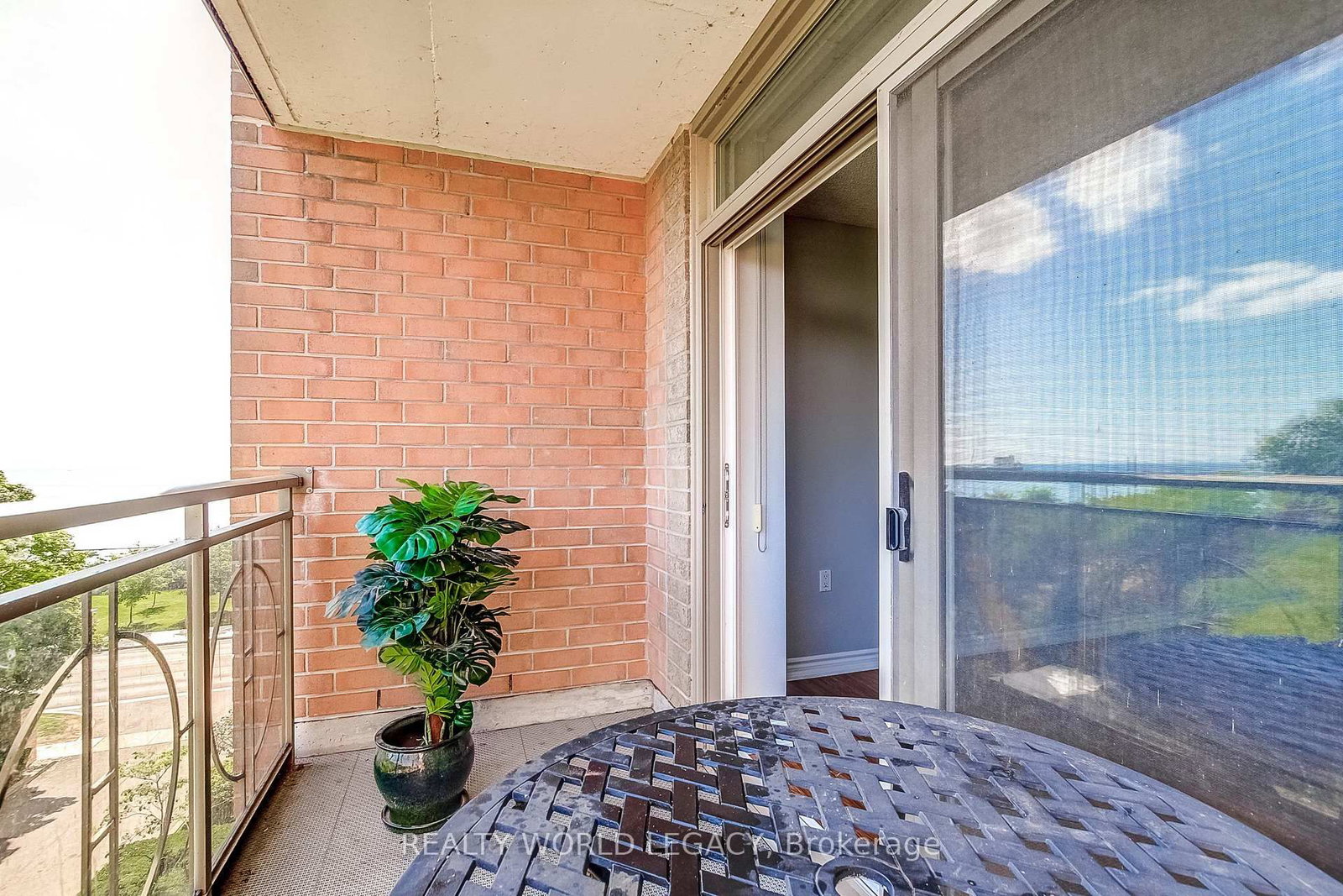 100 Burloak Drive • #1414 • Burlington, ON photo 32