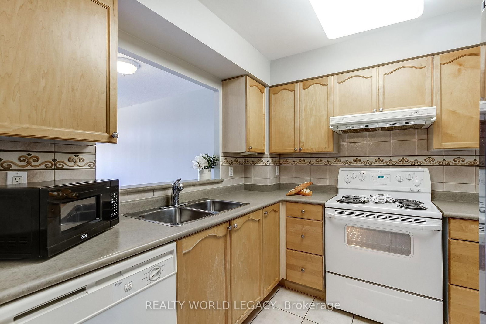 100 Burloak Drive • #1414 • Burlington, ON photo 5