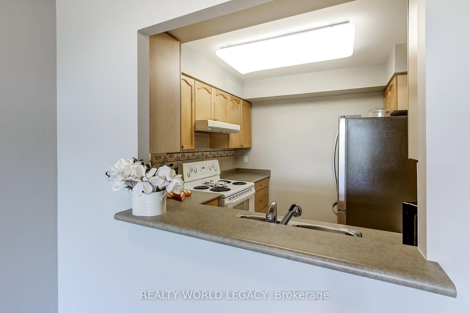 100 Burloak Drive • #1414 • Burlington, ON photo 9