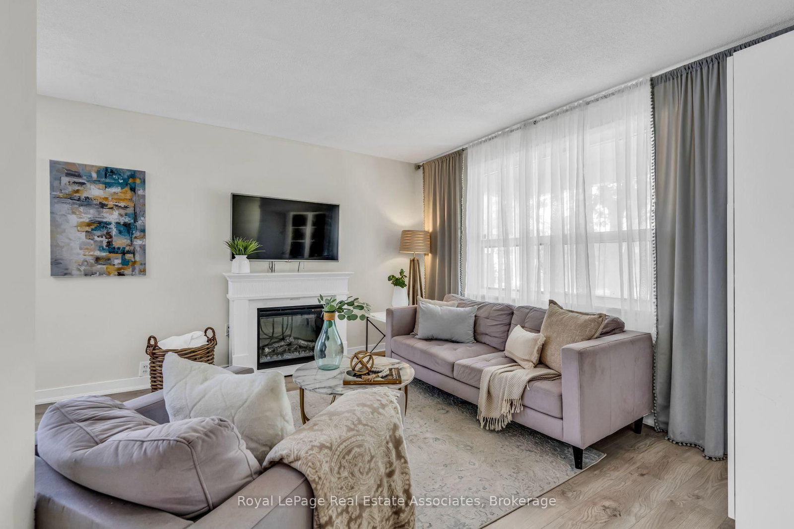 62 Rowntree Avenue • Toronto, ON photo 10