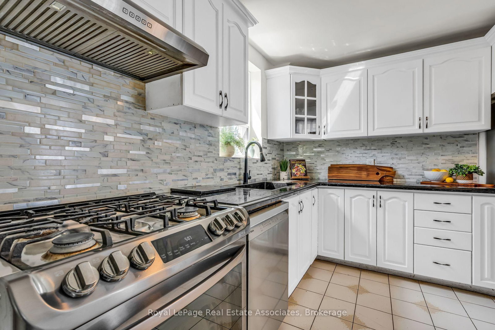 62 Rowntree Avenue • Toronto, ON photo 19