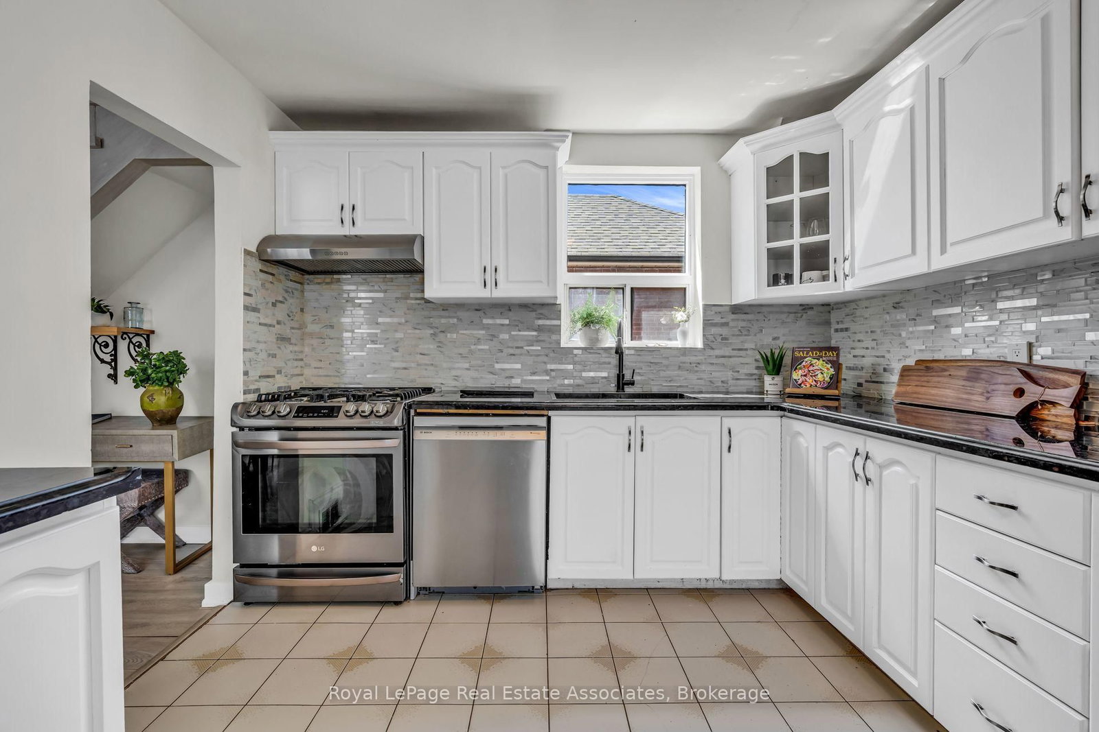 62 Rowntree Avenue • Toronto, ON photo 20