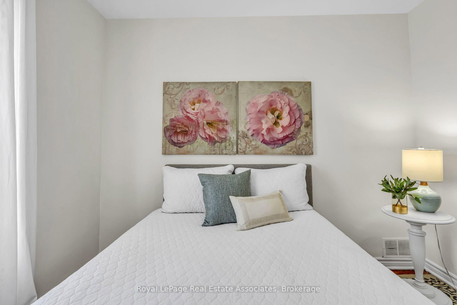 62 Rowntree Avenue • Toronto, ON photo 30