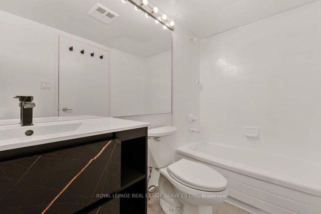 2269 Lake Shore Boulevard W • #2105 • Toronto, ON photo 27