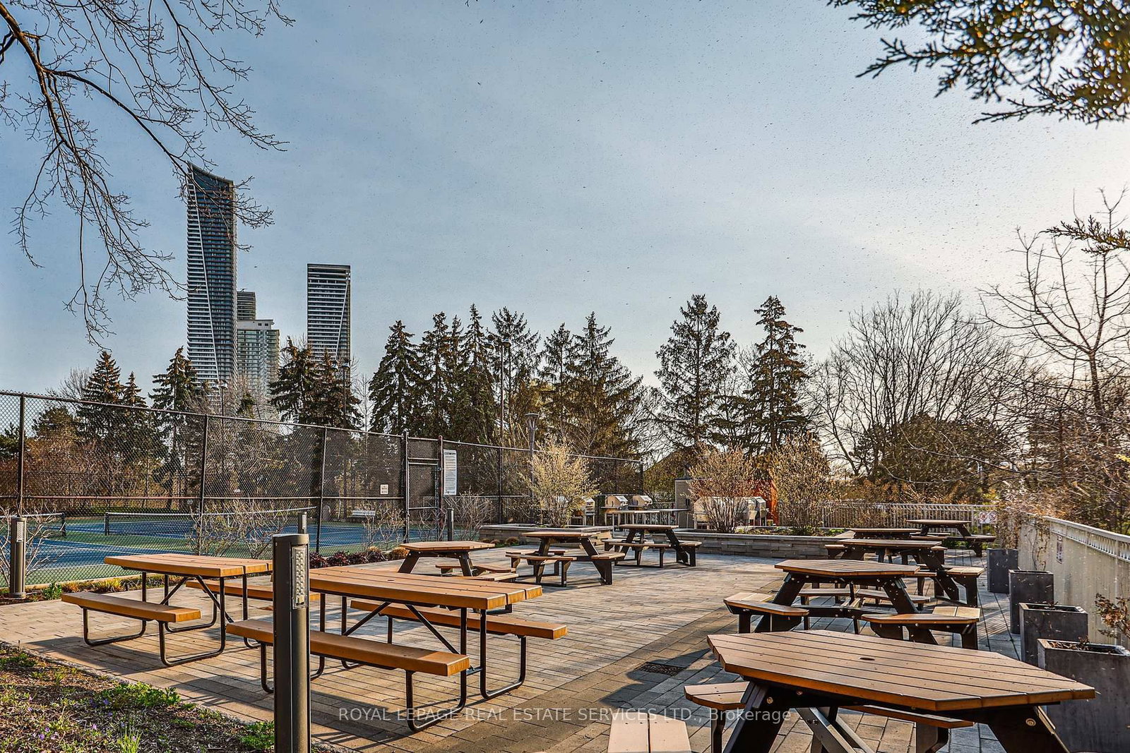2269 Lake Shore Boulevard W • #2105 • Toronto, ON photo 37