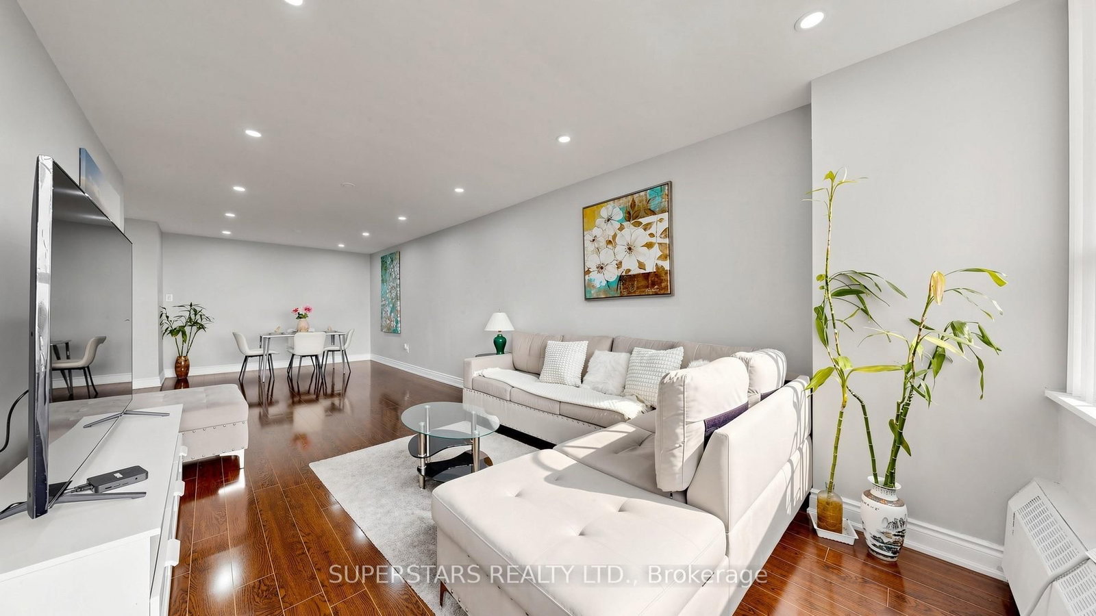 390 Dixon Road • #1906 • Toronto, ON photo 6
