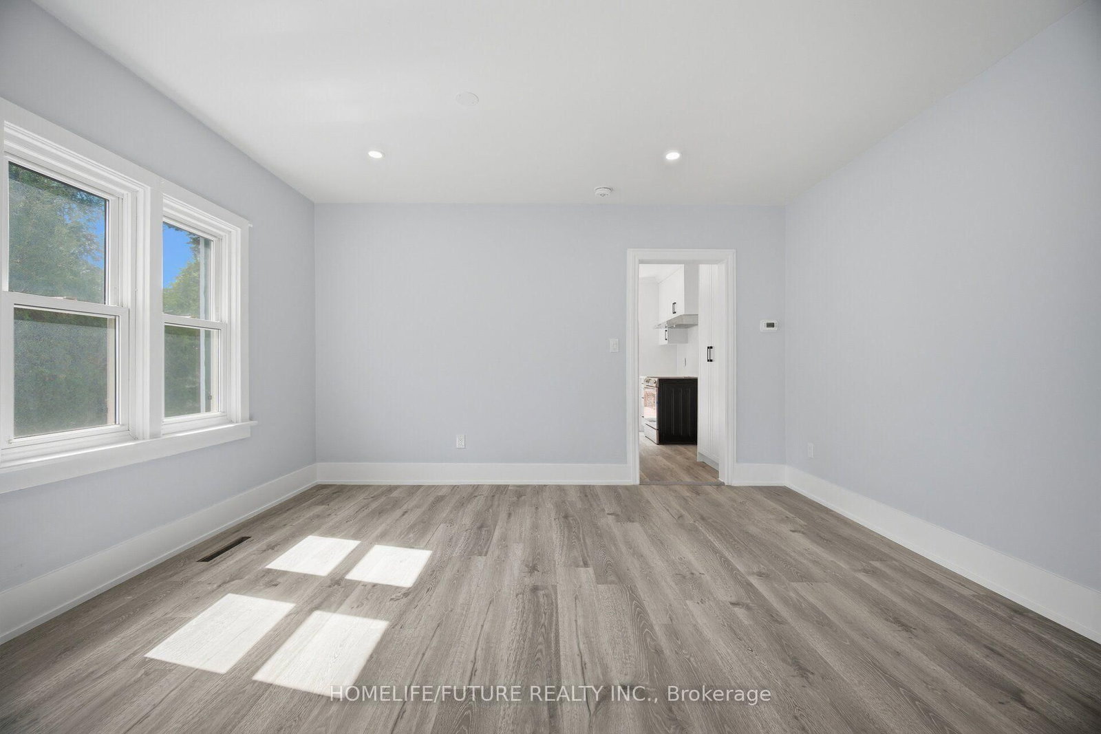 33 Brock Street • Halton Hills, ON photo 12