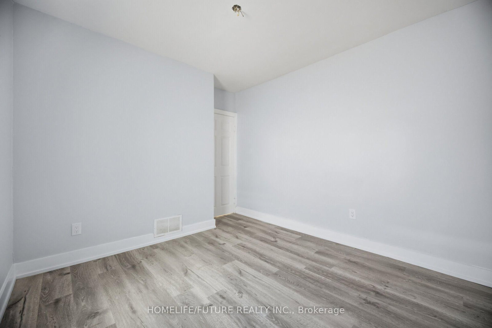 33 Brock Street • Halton Hills, ON photo 21