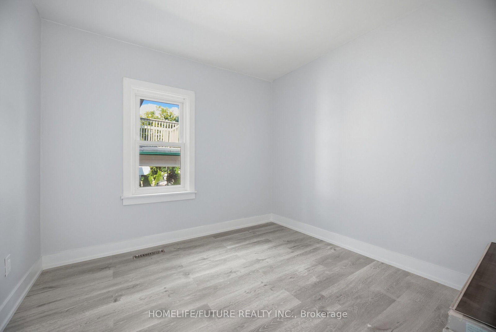 33 Brock Street • Halton Hills, ON photo 23