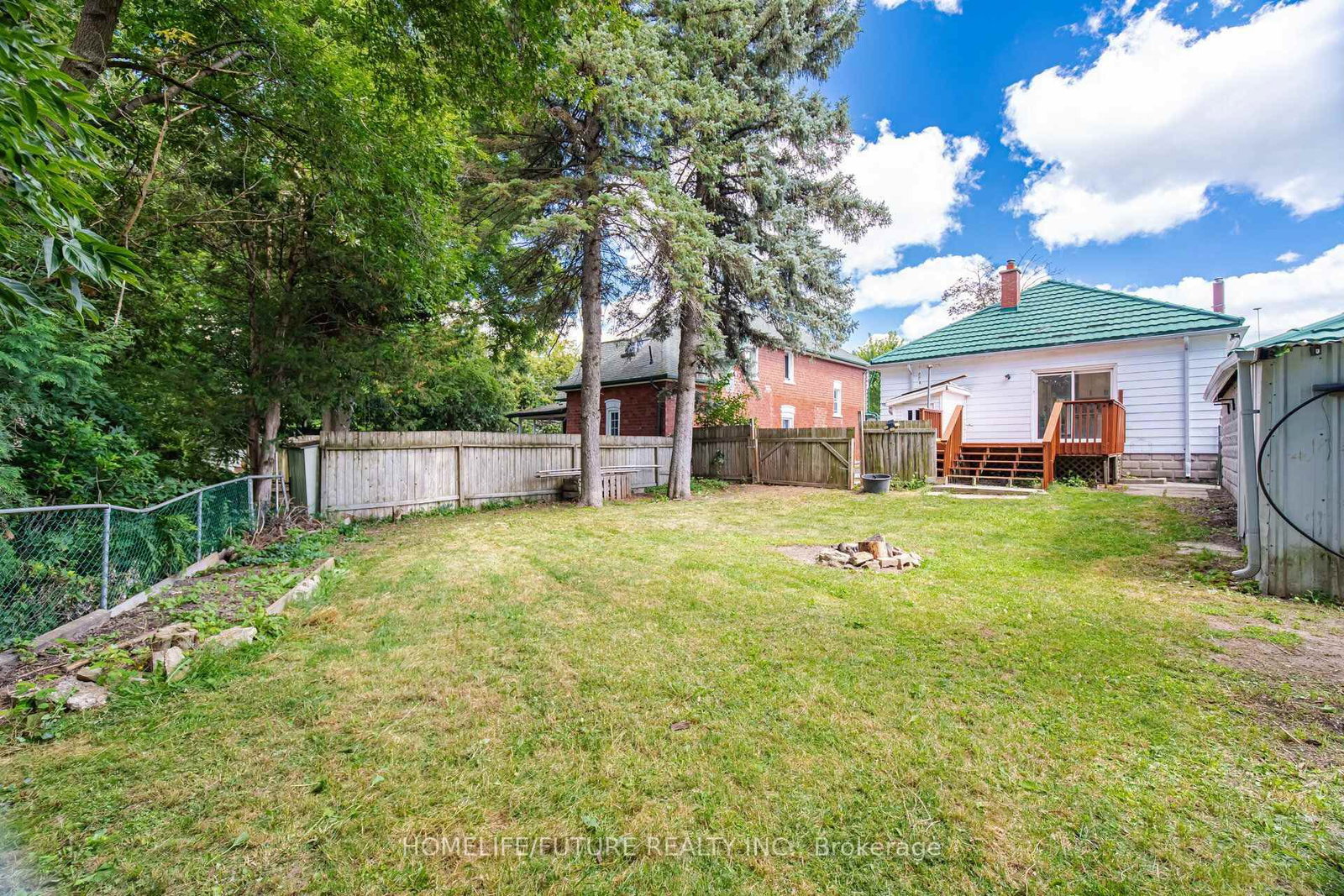 33 Brock Street • Halton Hills, ON photo 48