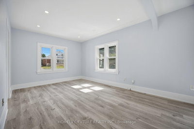 33 Brock Street • Halton Hills, ON photo 9