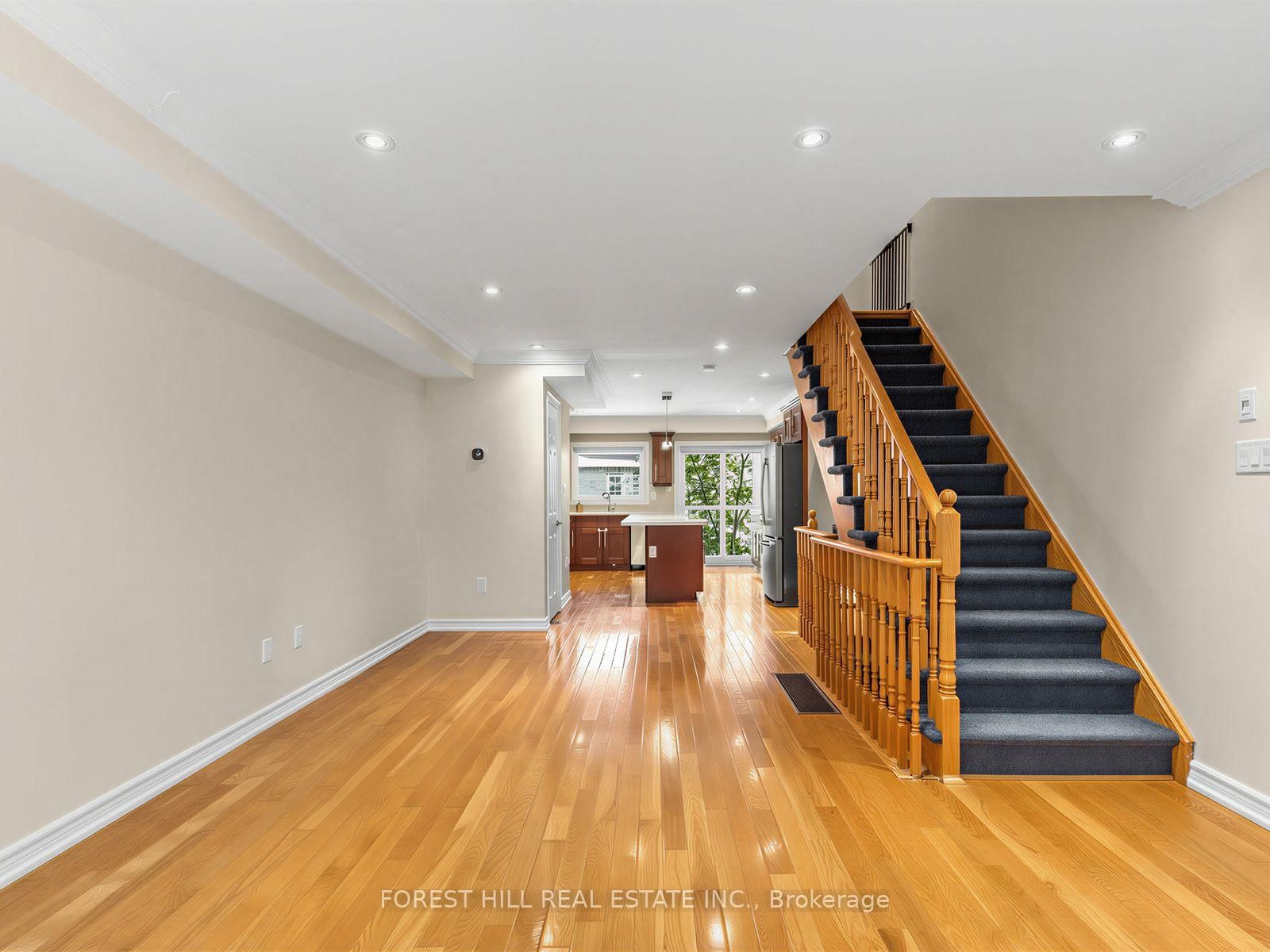 37 Birdstone Crescent • Toronto, ON photo 14