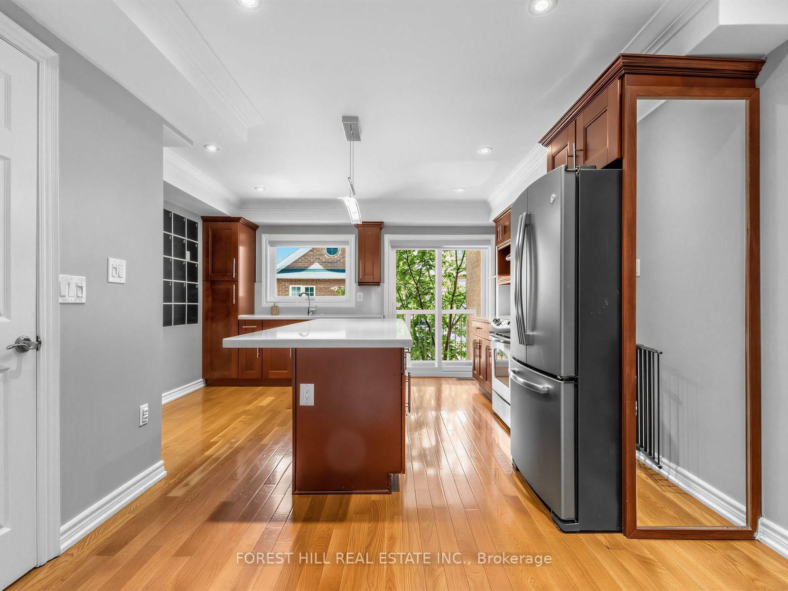 37 Birdstone Crescent • Toronto, ON photo 17