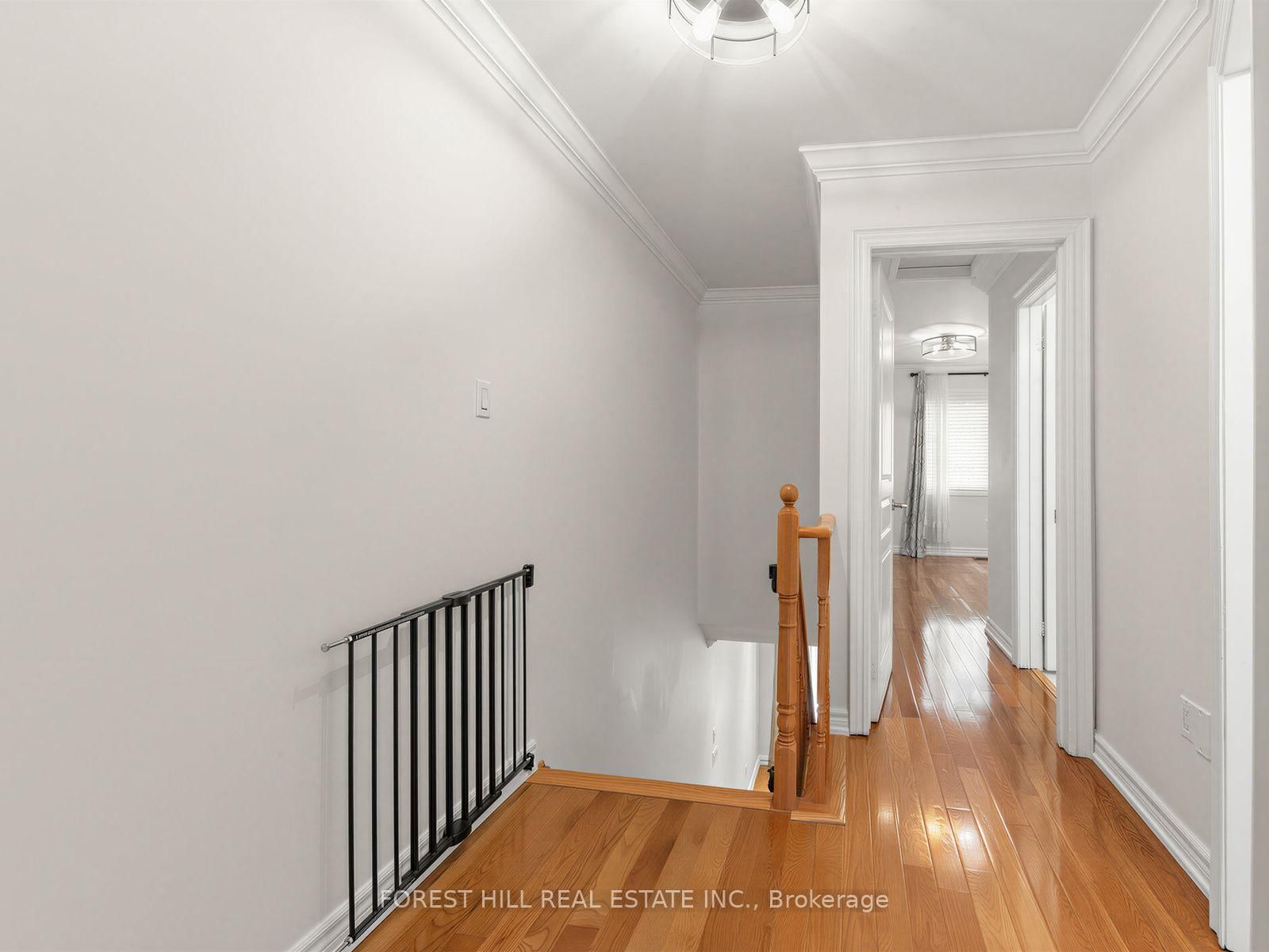 37 Birdstone Crescent • Toronto, ON photo 25