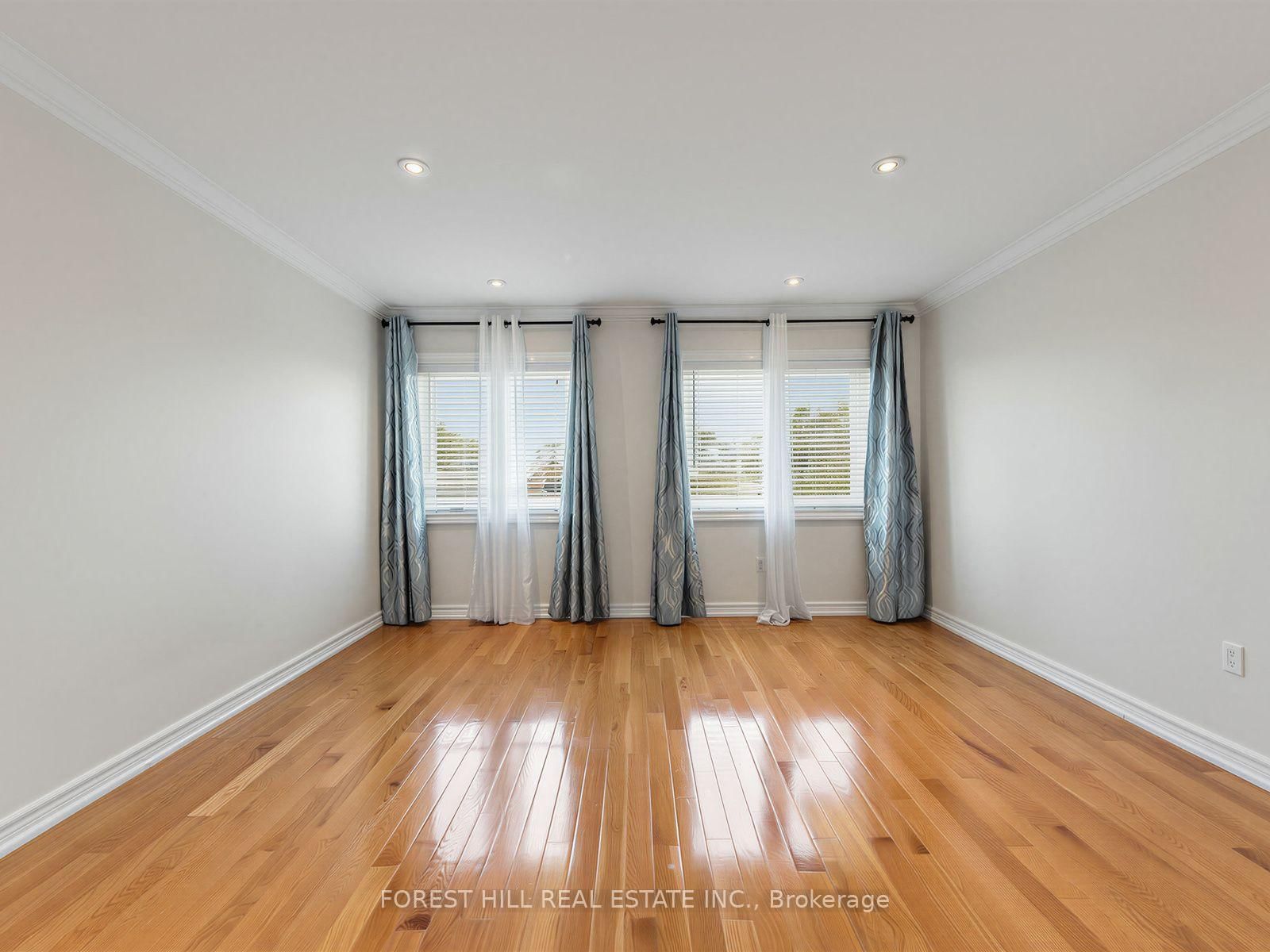 37 Birdstone Crescent • Toronto, ON photo 31