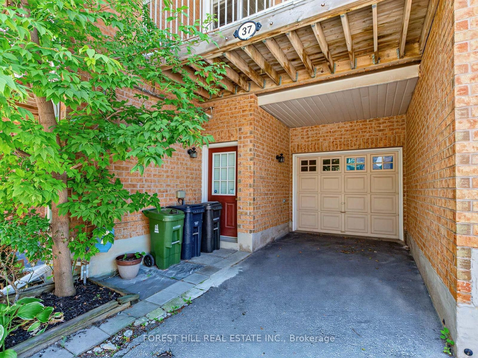 37 Birdstone Crescent • Toronto, ON photo 40
