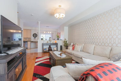 6560 Opera Glass Crescent • Mississauga, ON photo 9